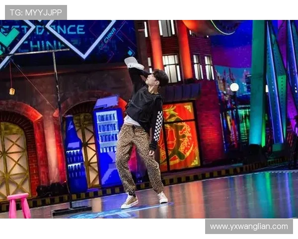 成都街舞队与深圳街舞队赛后复盘分析团队配合与战术执行的精彩瞬间