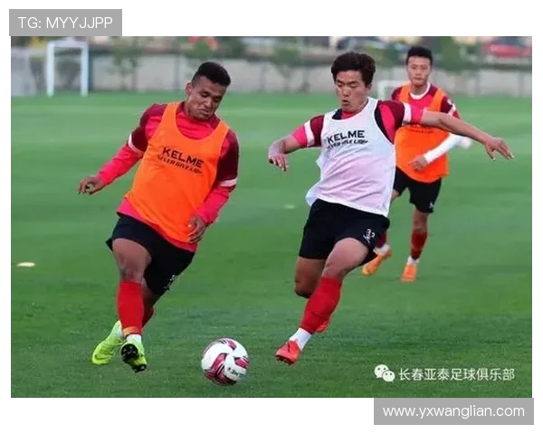 成都网球队中路突破战术解析与实战应用探讨