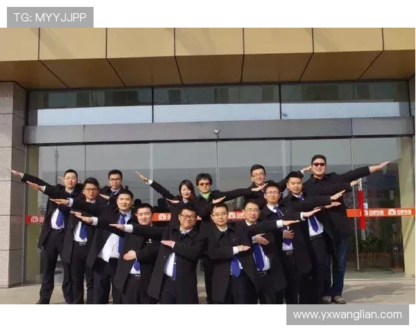 武汉羽毛球队在欧锦赛中的个人能力展现与团队协作分析 武汉羽毛球队在欧锦赛中的个人能力展现与团队协作分析