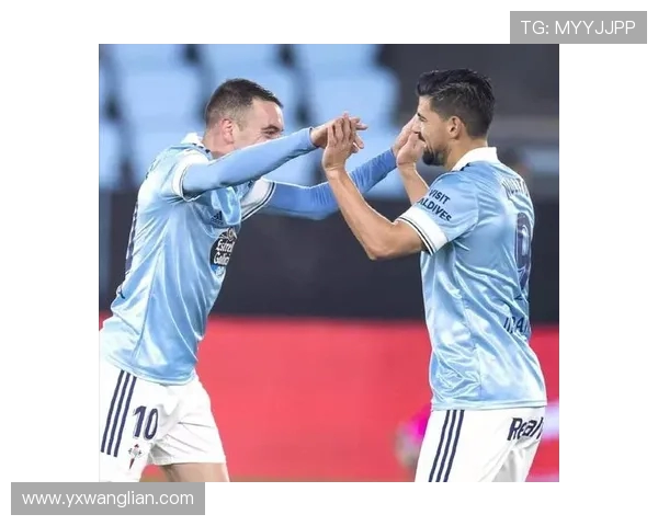 西甲激战塞尔塔队迎战埃瓦尔争夺关键三分的精彩对决