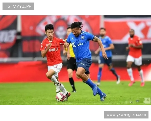 成都足球队在城市联赛中的团队协作表现分析与点评