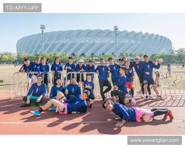 深圳飞盘队勇闯极限运动会展现逆袭精神与团队力量 深圳飞盘队勇闯极限运动会展现逆袭精神与团队力量